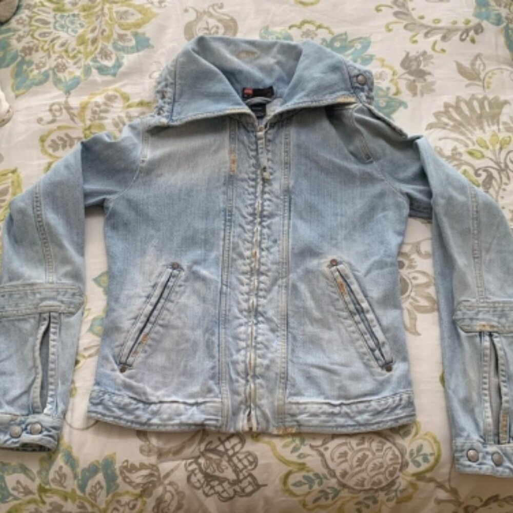 Vimtage Diesel Jean Jacket. - Picture 3 of 5